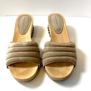 Sigerson Morrison Clog Sandal, size 7.5
